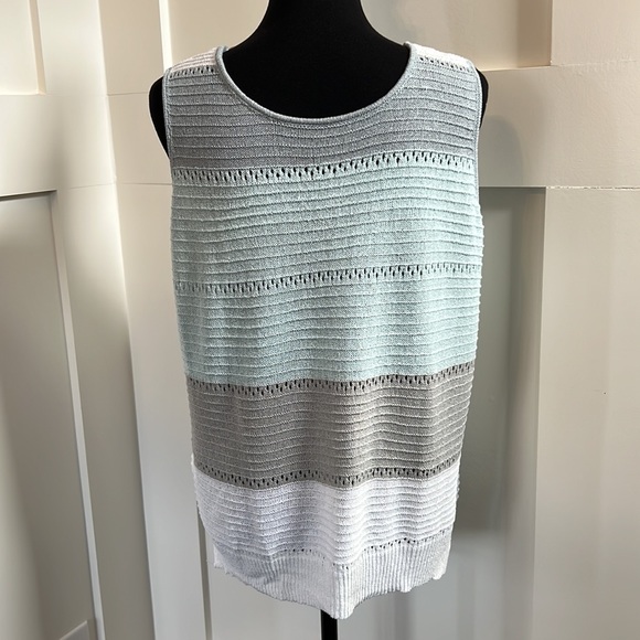 Lightweight sweater tank top - Picture 3 of 6